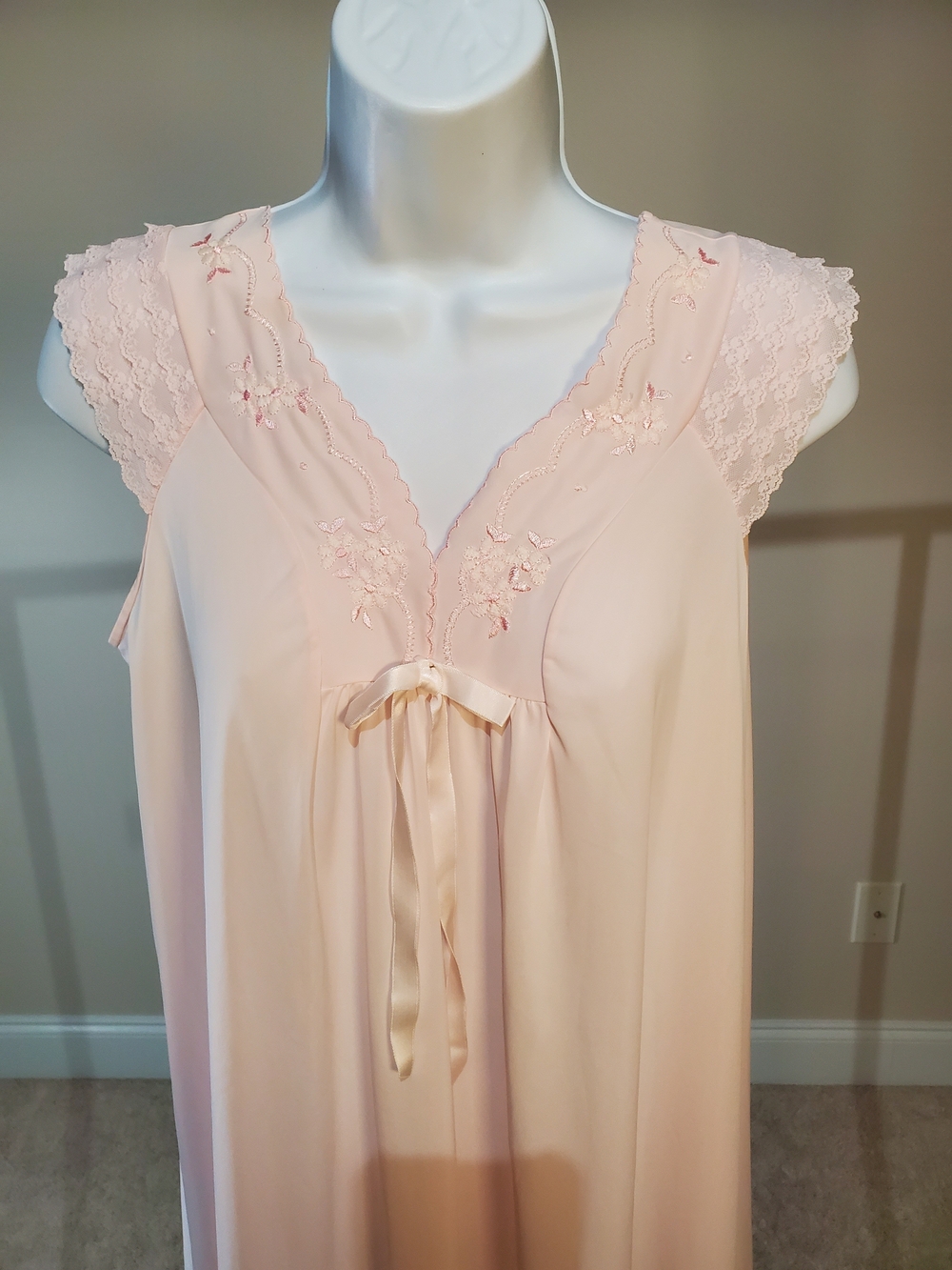 Vintage Shadowline Pink Nylon Nightgown Lace Cap Sleeve - Small